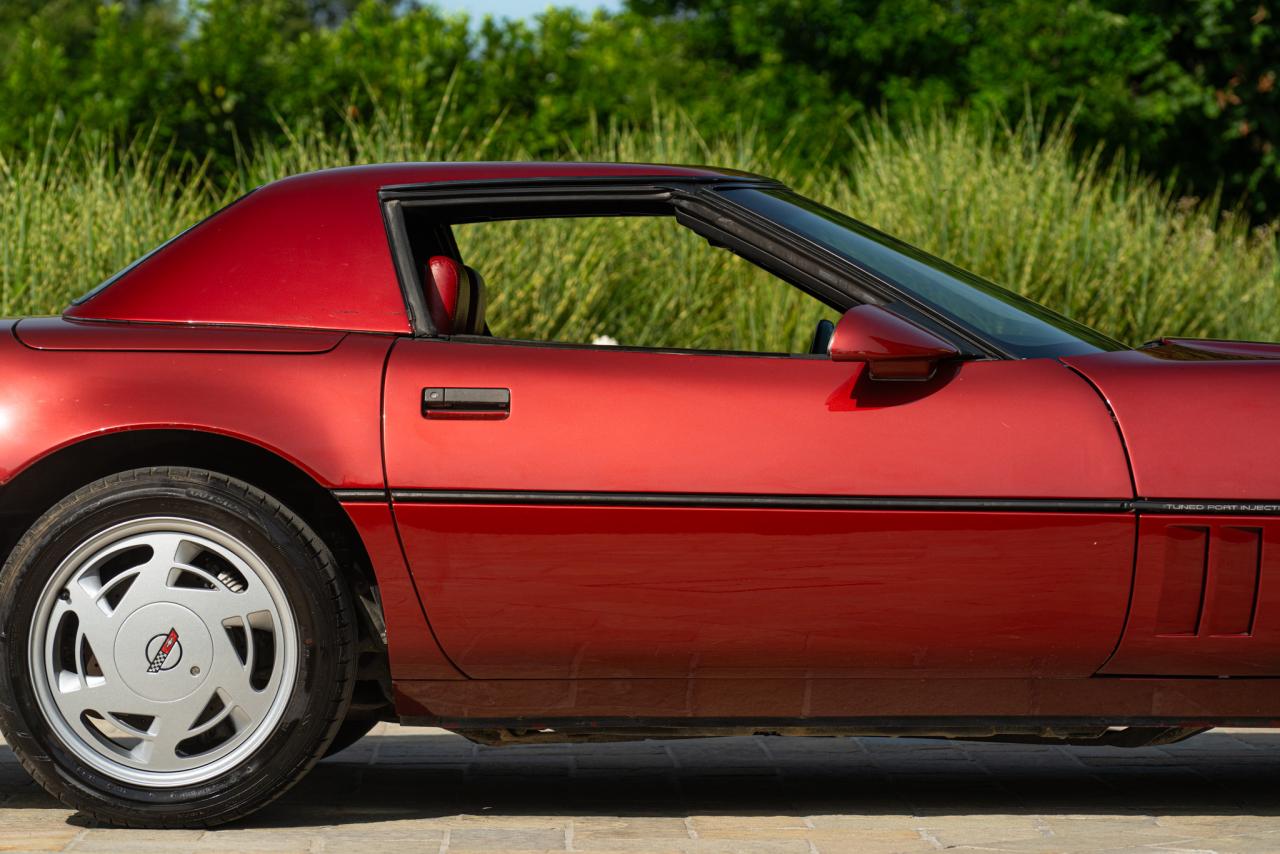 1987 Chevrolet Corvette C4 Convertible