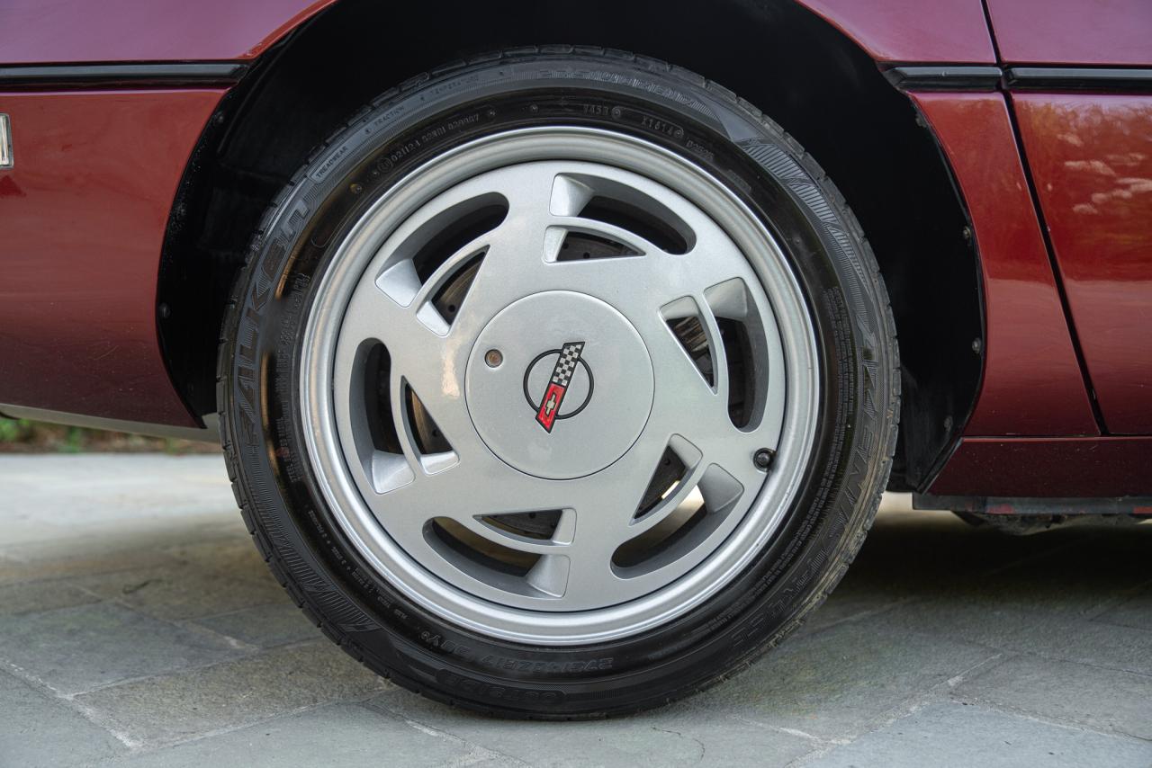 1987 Chevrolet Corvette C4 Convertible