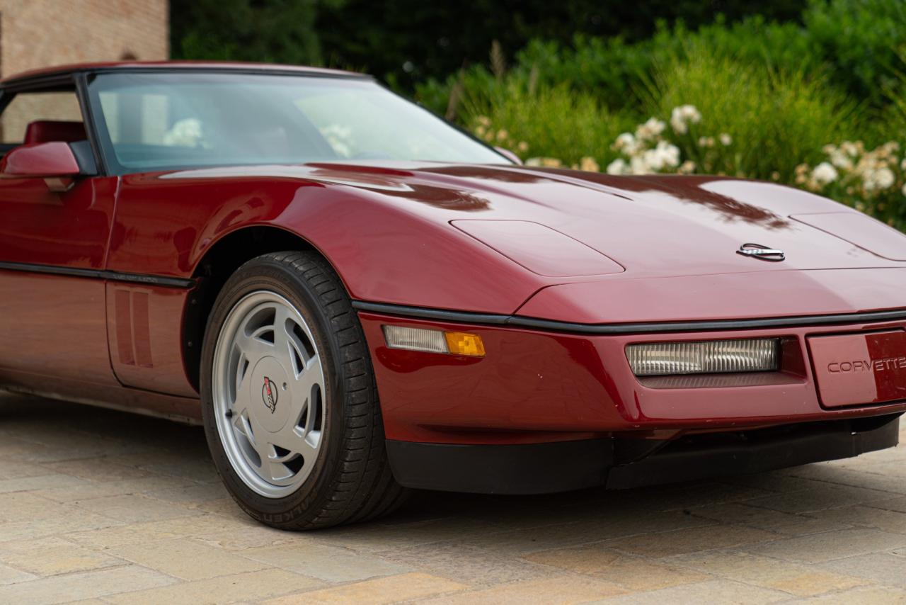 1987 Chevrolet Corvette C4 Convertible