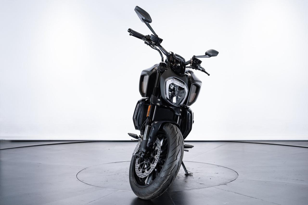 2022 Ducati DUCATI DIAVEL 1260 (KM 0)