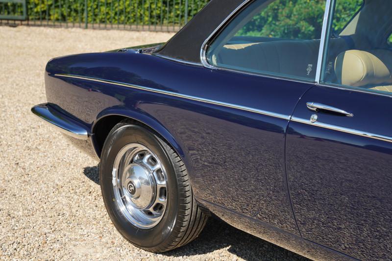 1977 Jaguar XJ6 4.2 Coupe