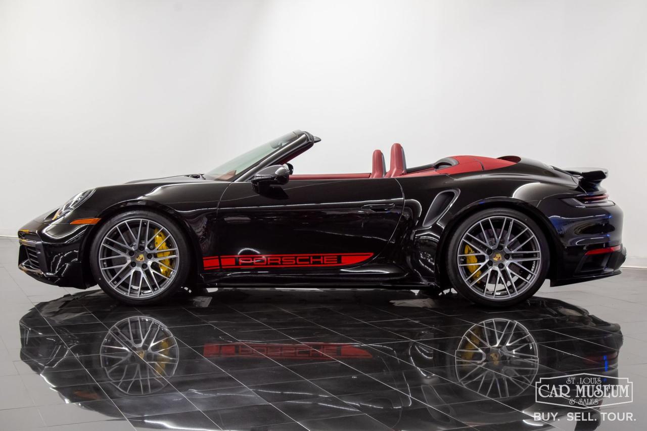 2024 Porsche 911 Turbo S Cabriolet