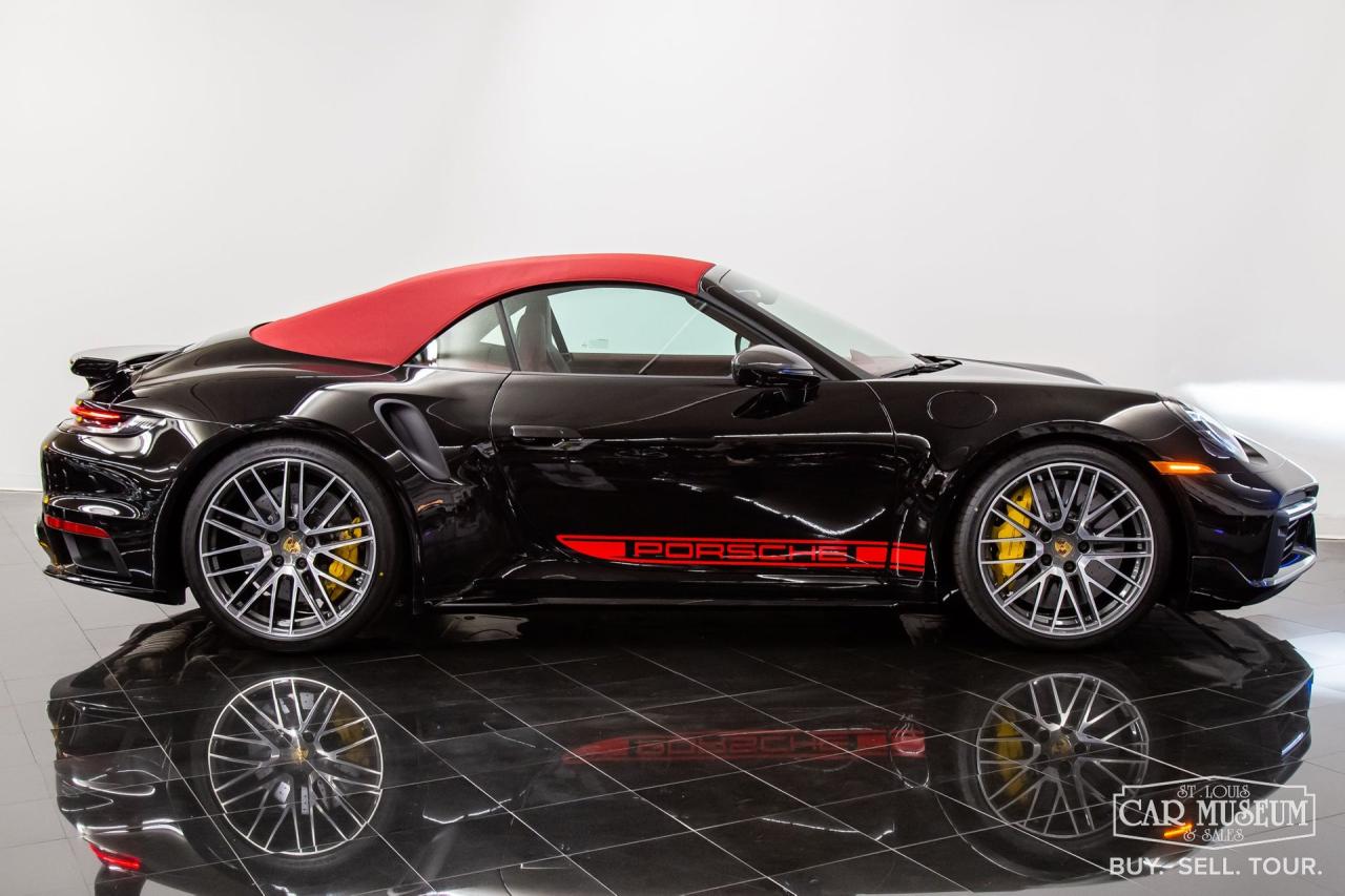 2024 Porsche 911 Turbo S Cabriolet