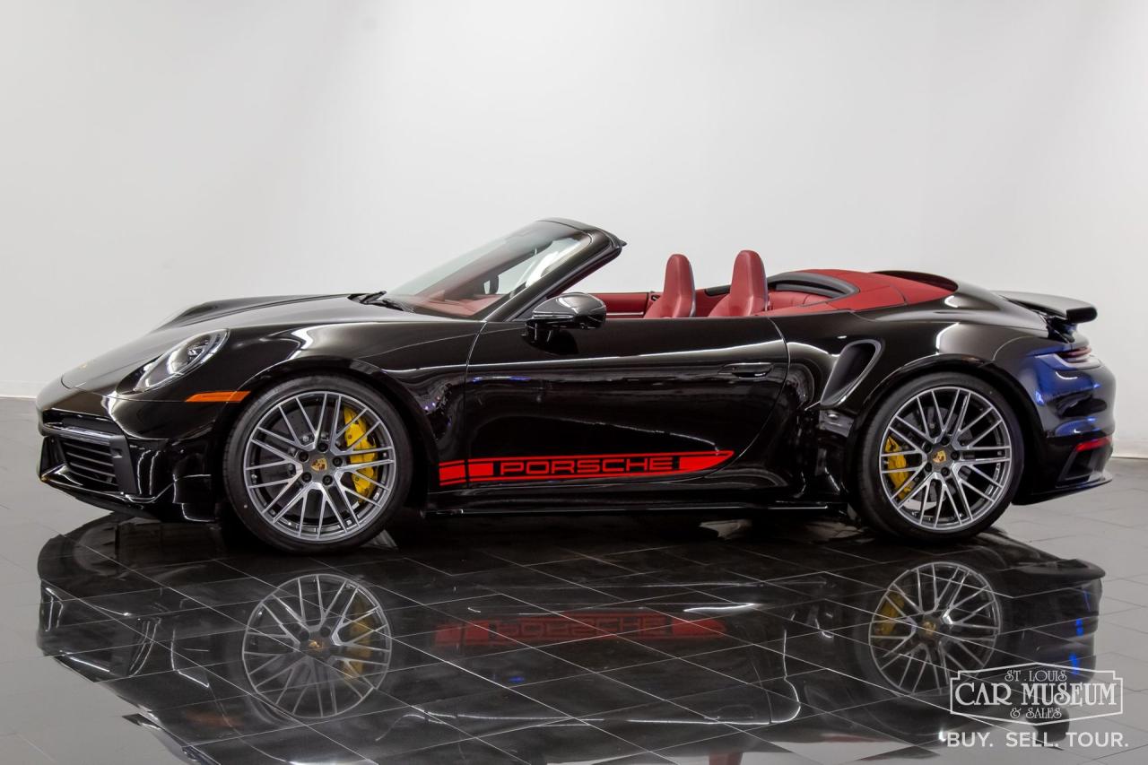 2024 Porsche 911 Turbo S Cabriolet