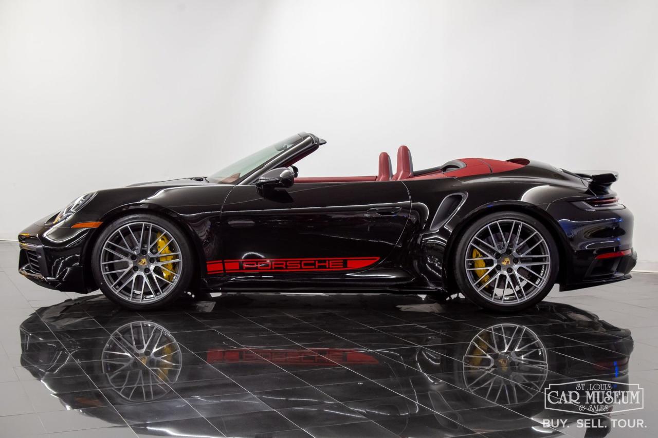 2024 Porsche 911 Turbo S Cabriolet