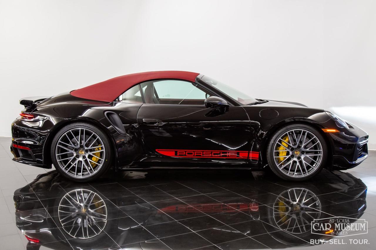 2024 Porsche 911 Turbo S Cabriolet