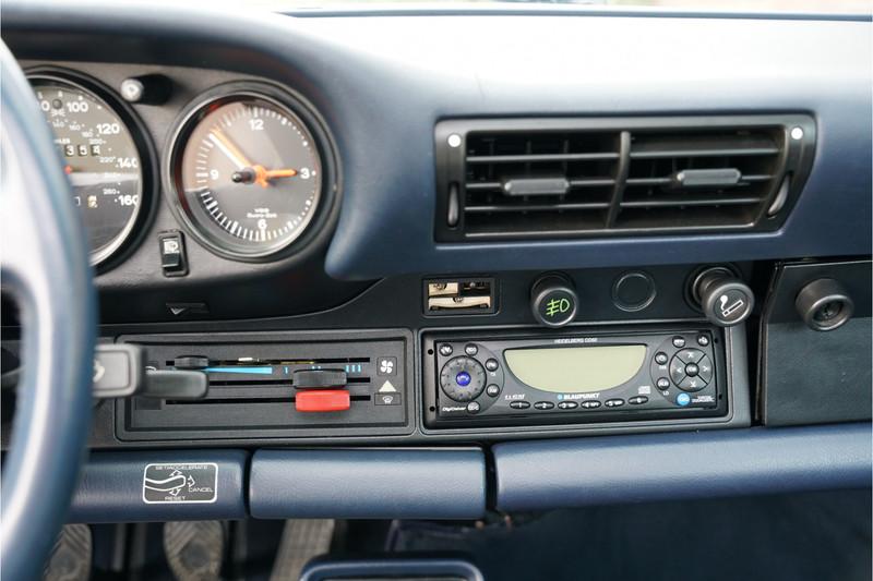 1986 Porsche 911 3.2 Carrera Coupe