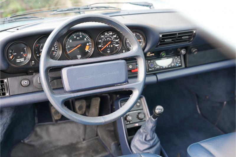 1986 Porsche 911 3.2 Carrera Coupe