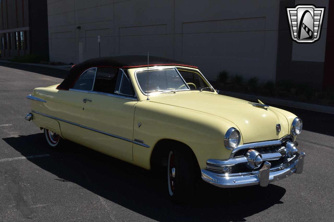 1951 Ford Custom