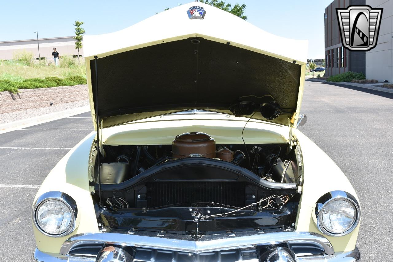 1951 Ford Custom