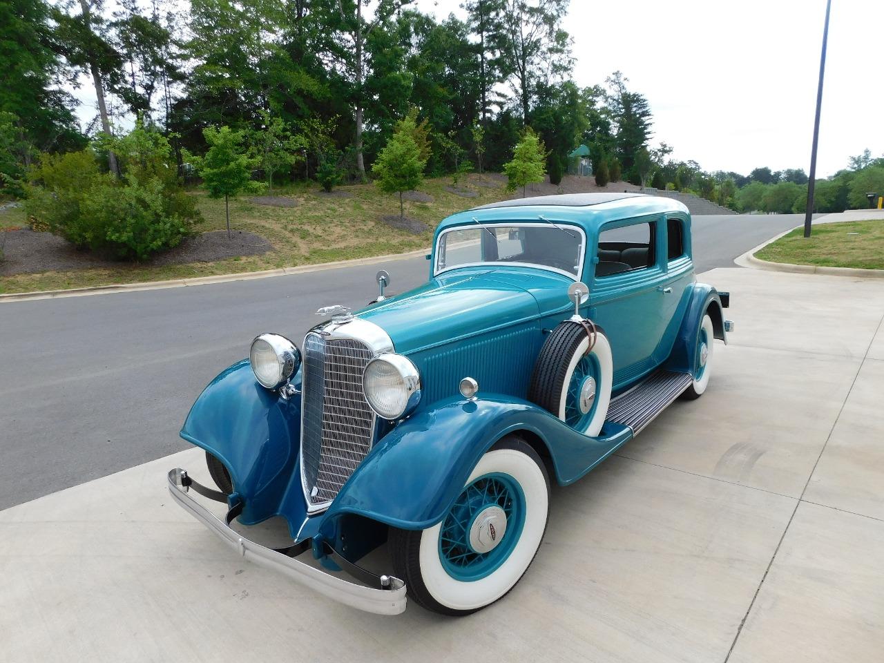 1933 Lincoln Coupe