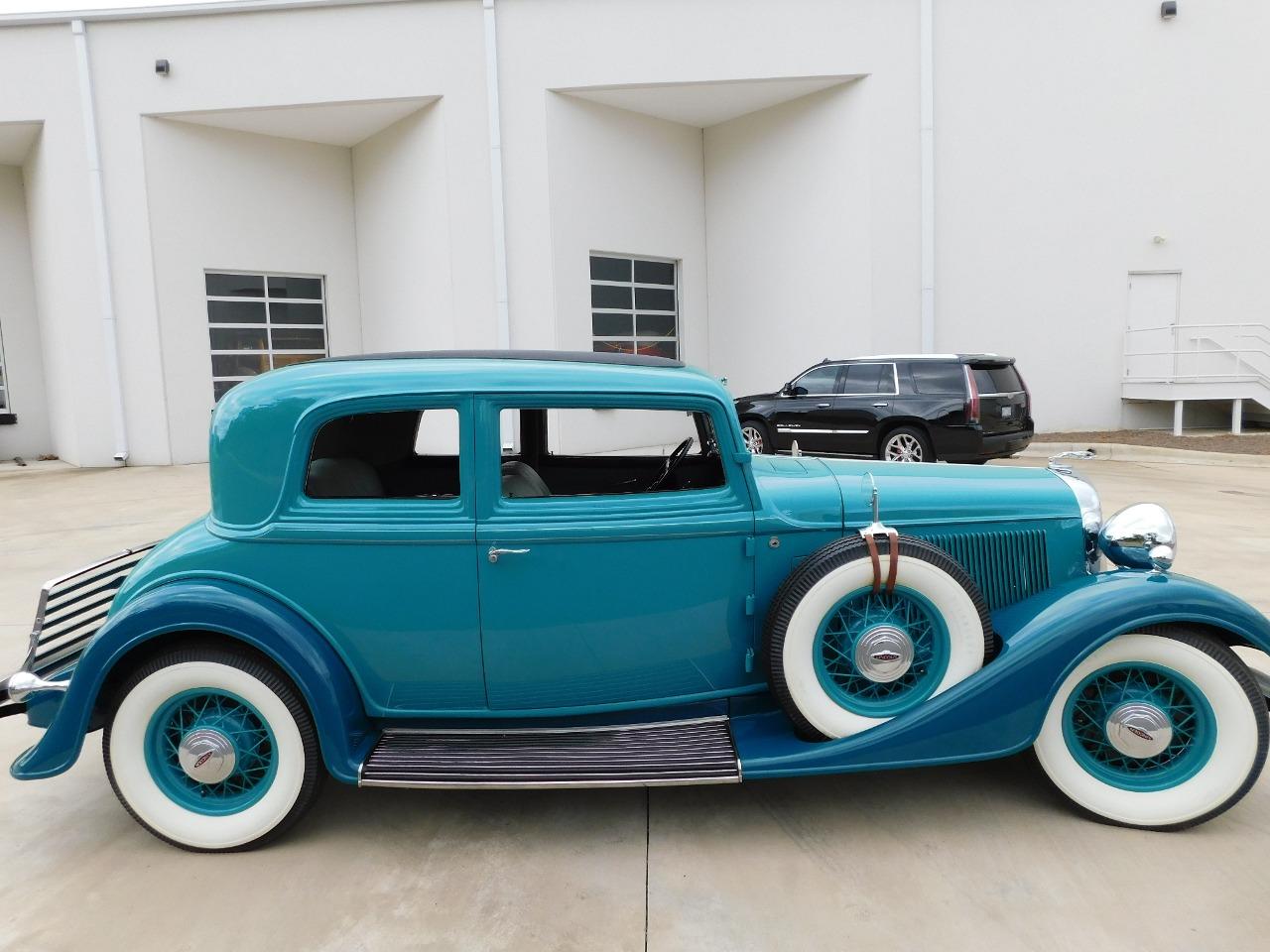 1933 Lincoln Coupe