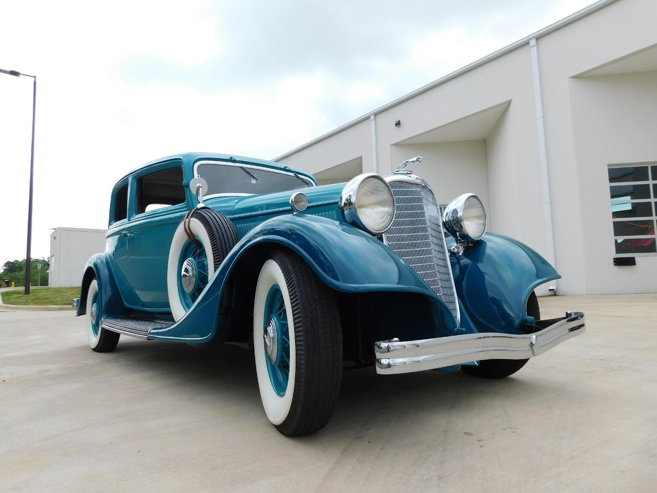 1933 Lincoln Coupe