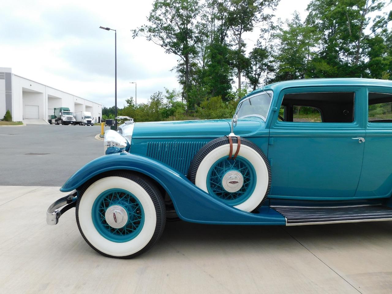 1933 Lincoln Coupe