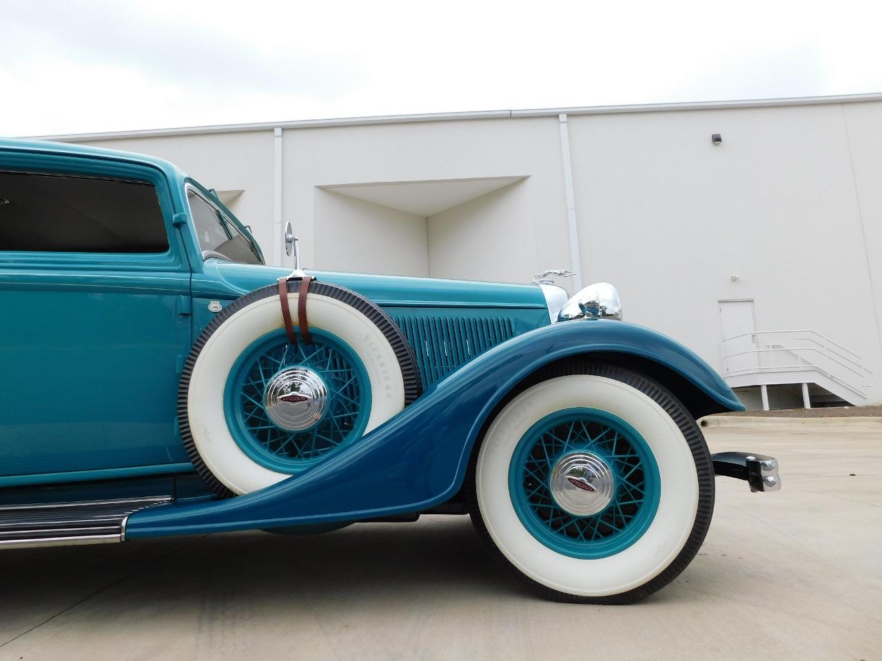 1933 Lincoln Coupe