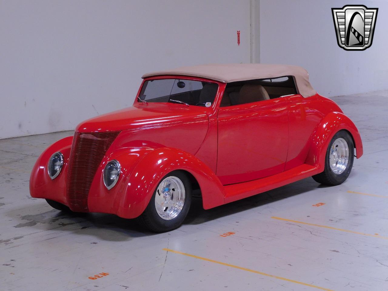 1938 Ford Cabriolet