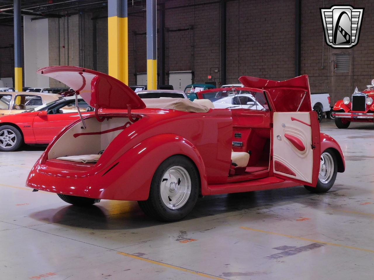 1938 Ford Cabriolet