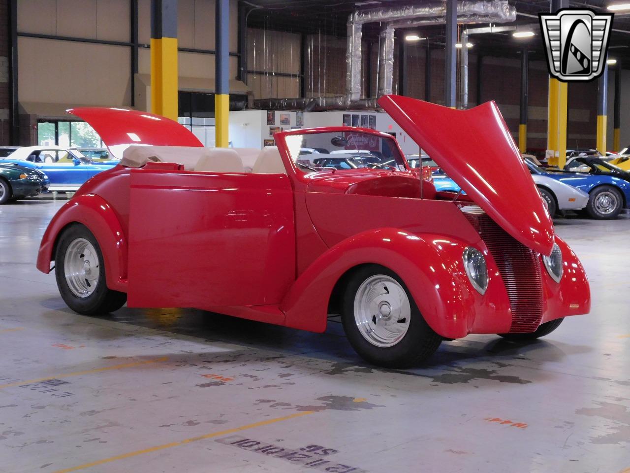 1938 Ford Cabriolet