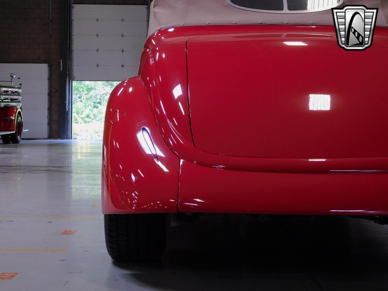 1938 Ford Cabriolet