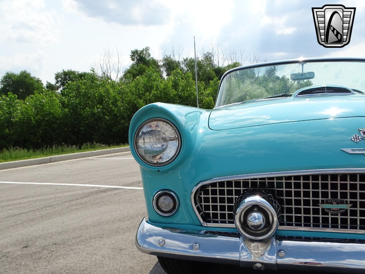 1955 Ford Thunderbird