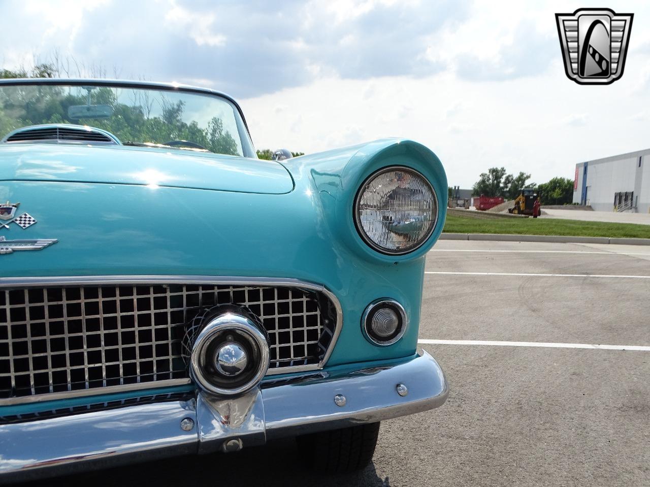 1955 Ford Thunderbird