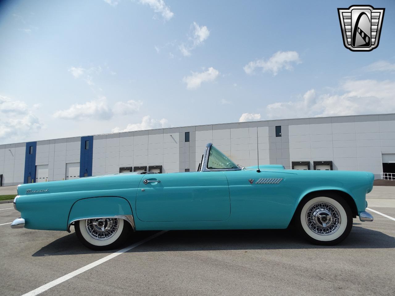 1955 Ford Thunderbird