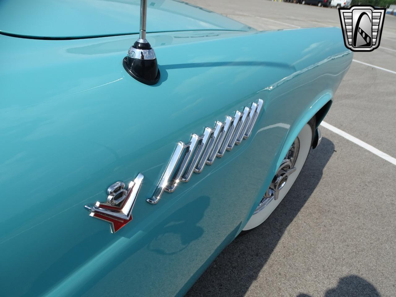 1955 Ford Thunderbird