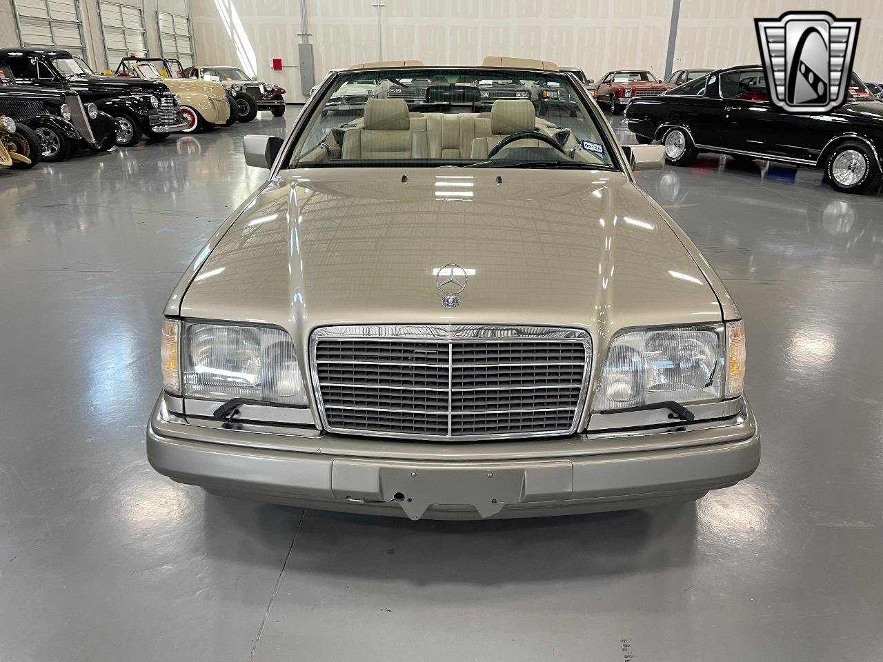 1994 Mercedes - Benz E320