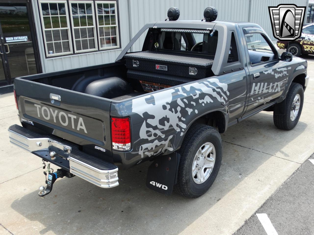 1990 Toyota Hilux