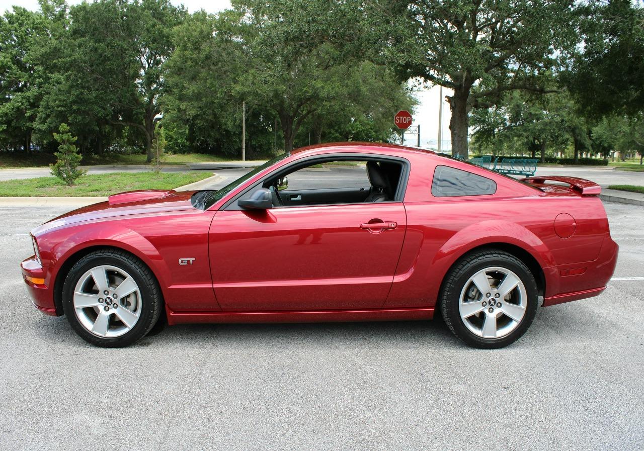 2007 Ford Mustang