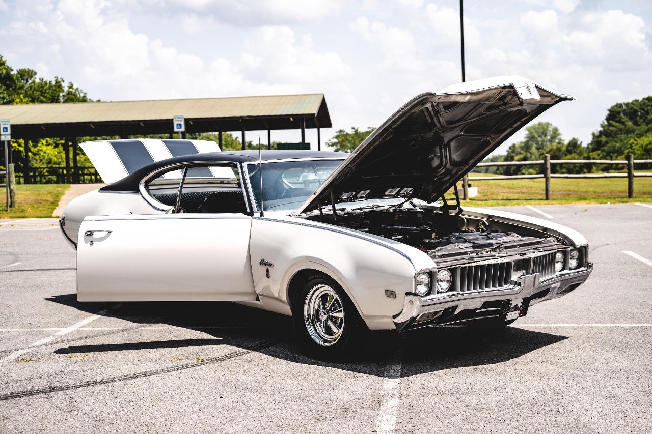 1969 Oldsmobile Cutlass