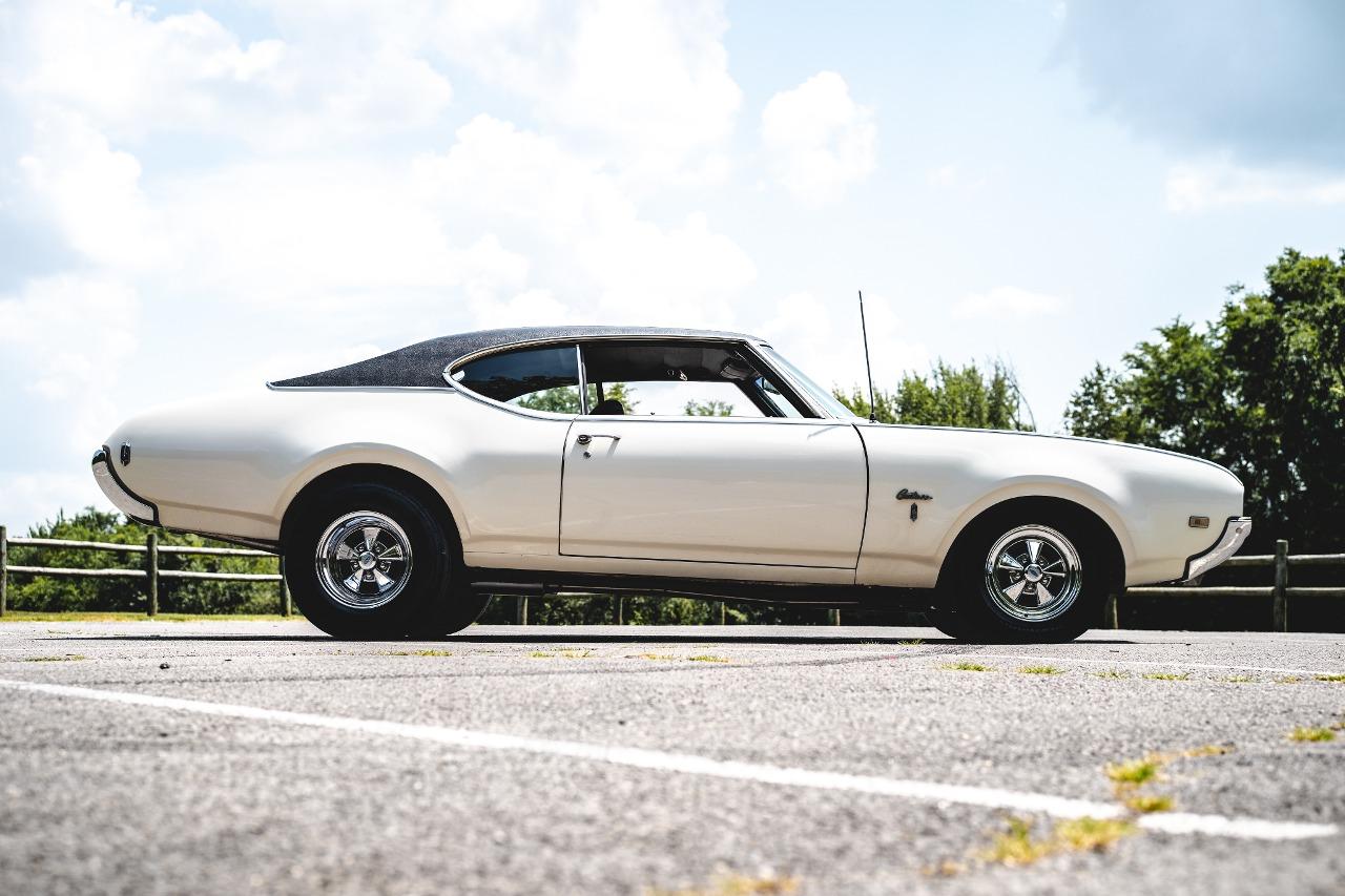 1969 Oldsmobile Cutlass