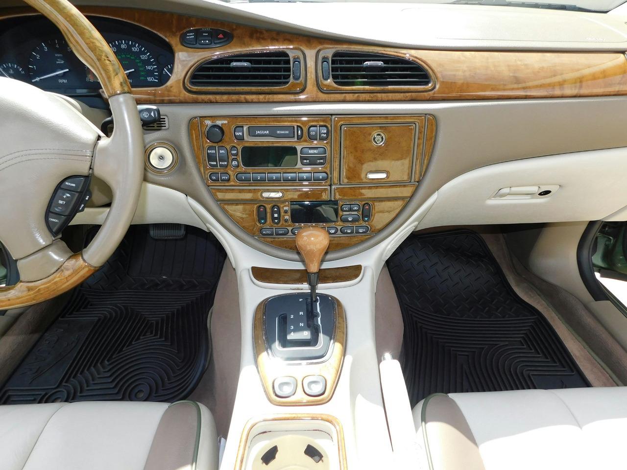 2000 Jaguar S-Type