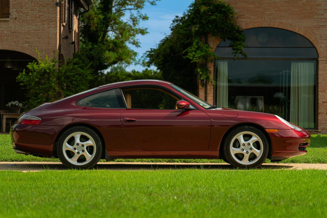 1999 Porsche 996 (911) CARRERA