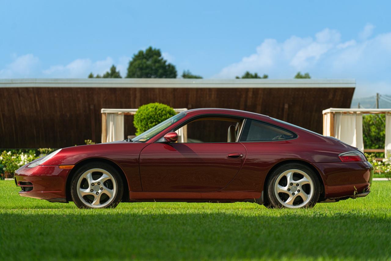 1999 Porsche 996 (911) CARRERA