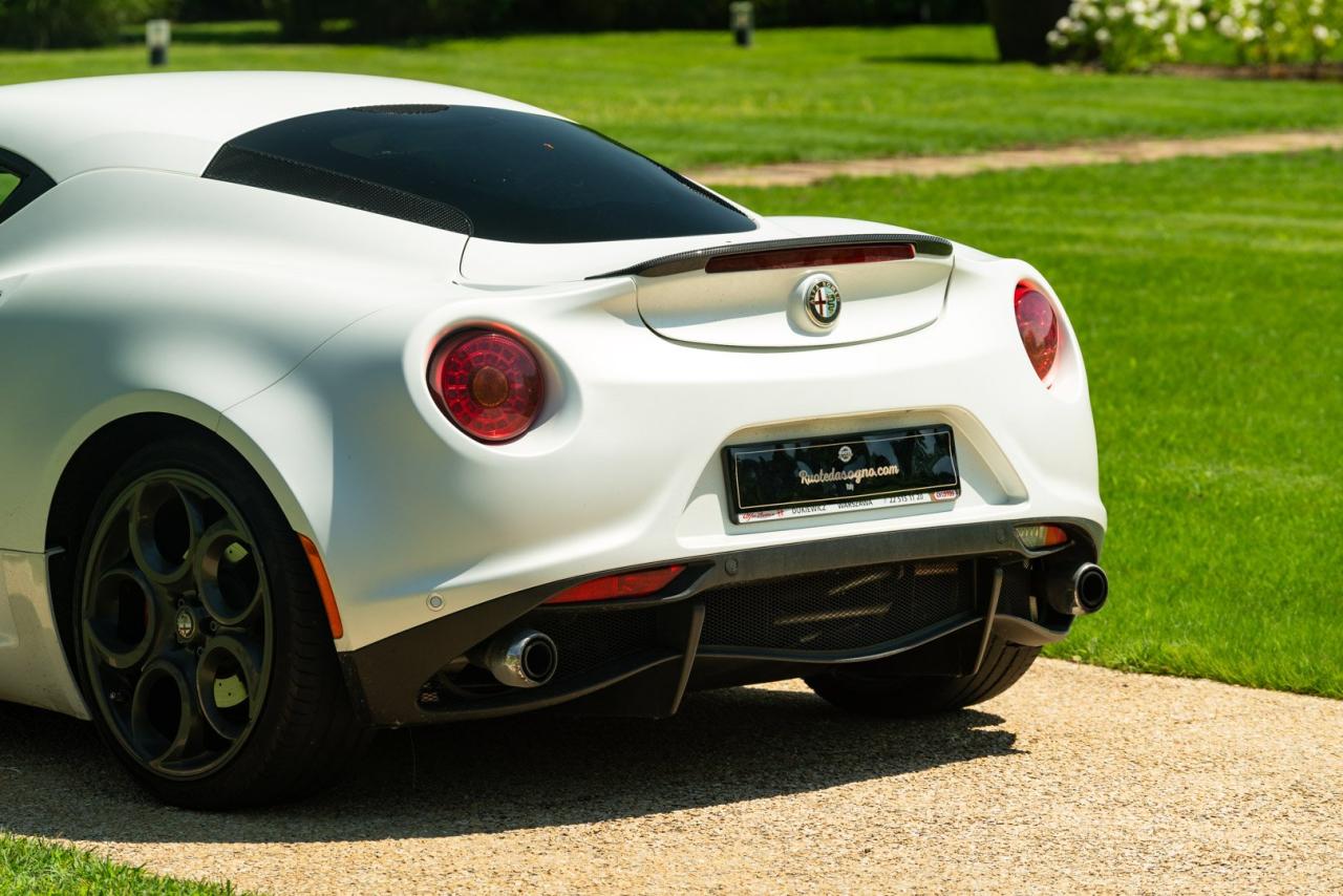 2014 Alfa Romeo 4C LAUNCH EDITION