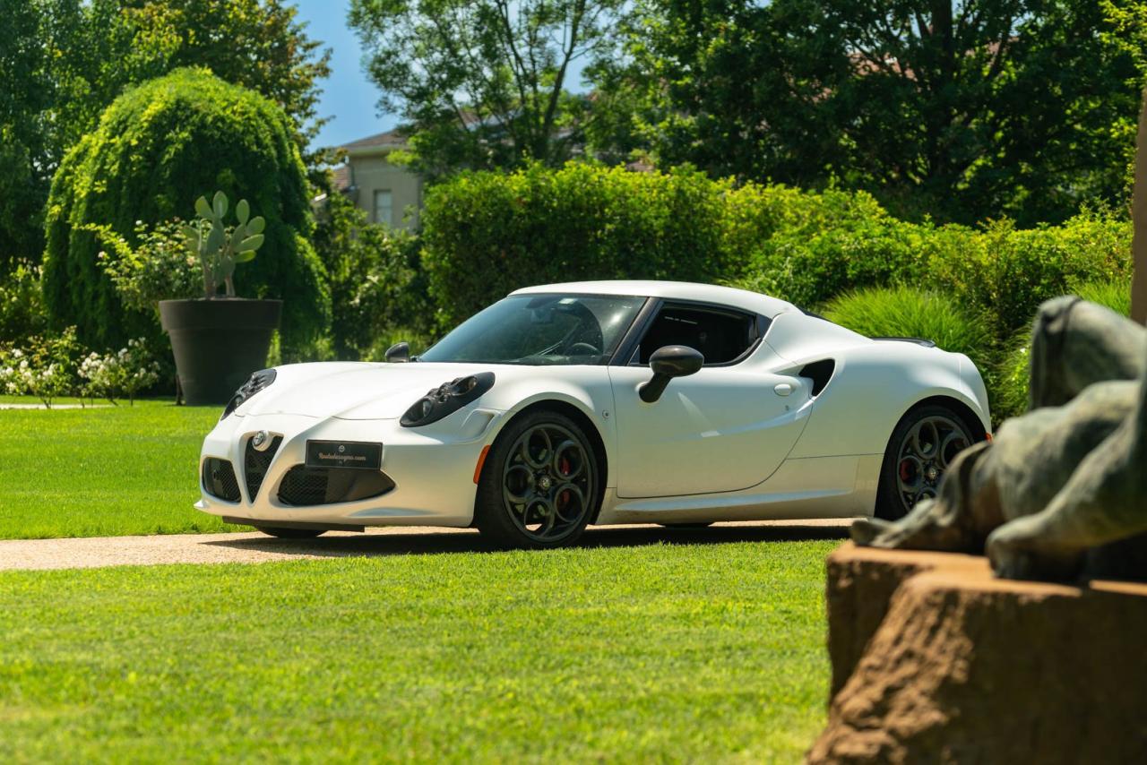 2014 Alfa Romeo 4C LAUNCH EDITION