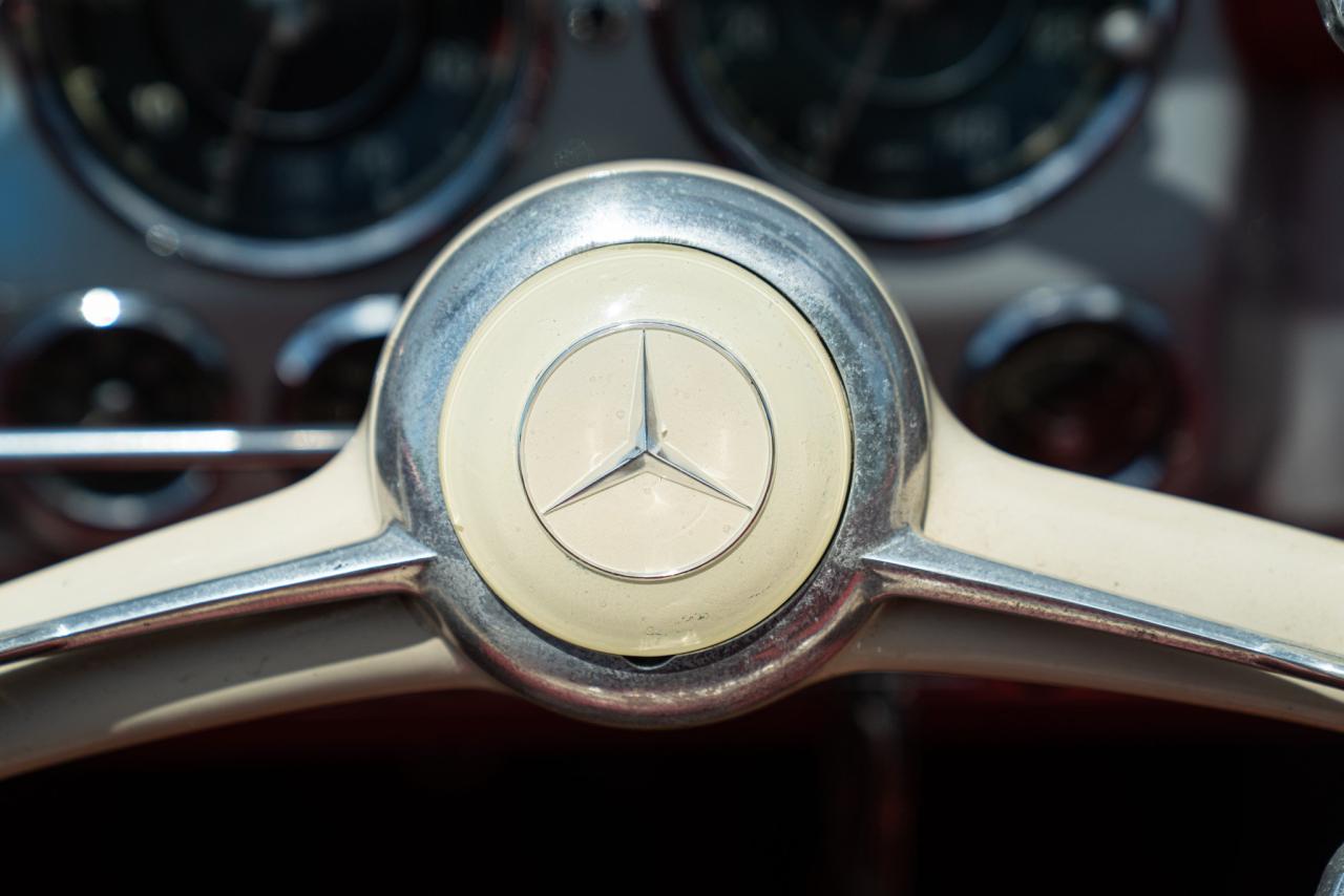 1959 Mercedes - Benz 190 SL