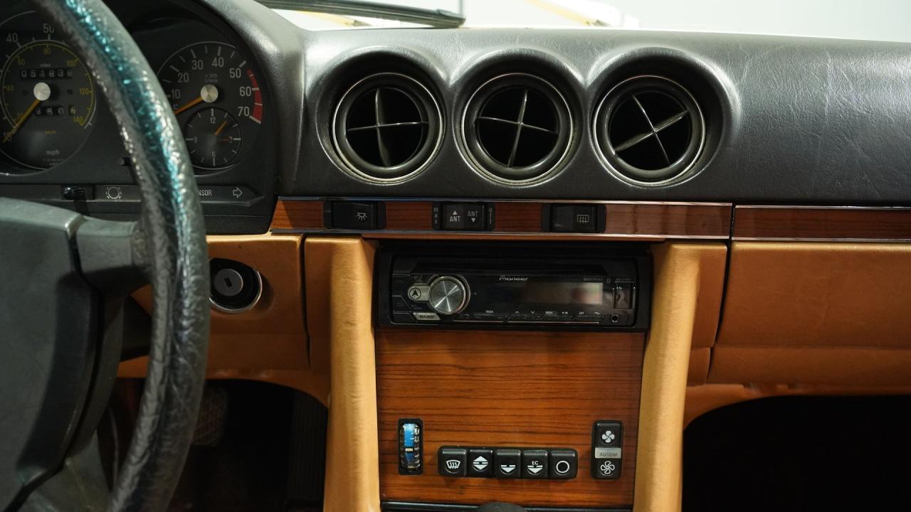 1982 Mercedes - Benz 380SL