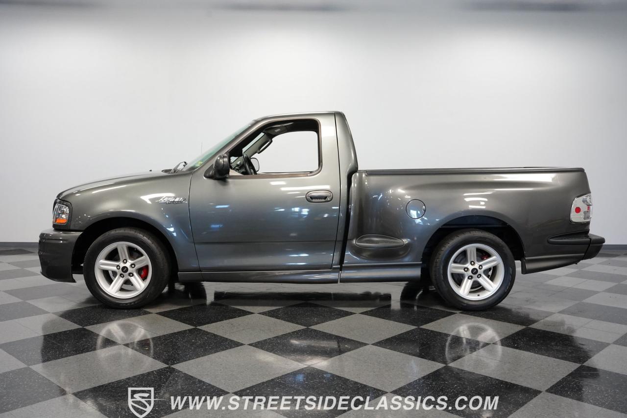 2004 Ford F-150 Lightning