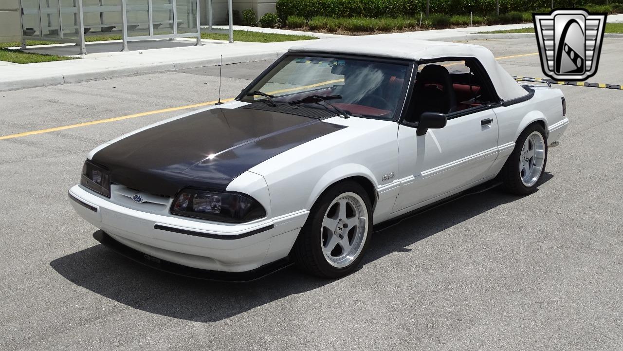 1992 Ford Mustang