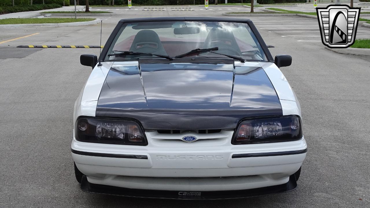 1992 Ford Mustang