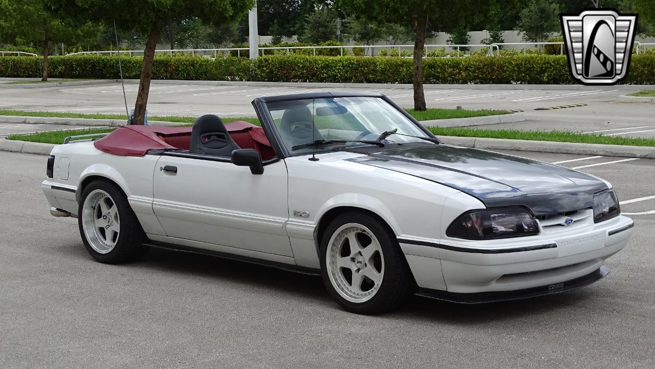 1992 Ford Mustang