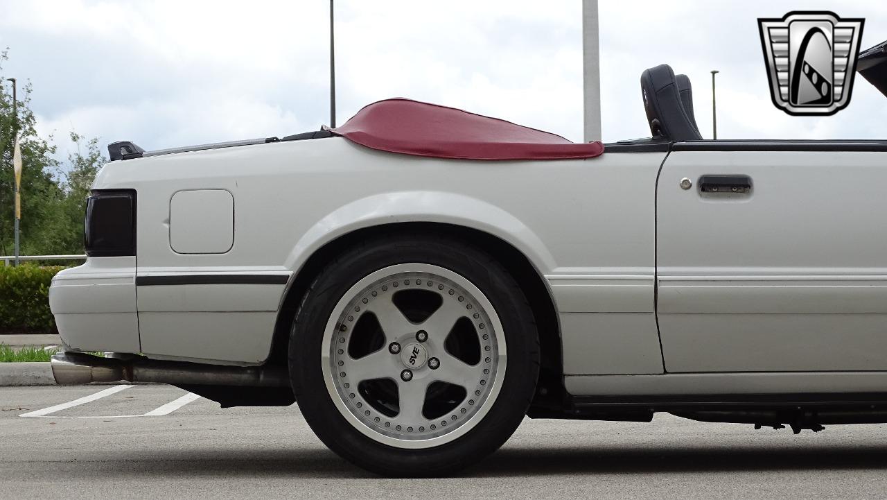 1992 Ford Mustang