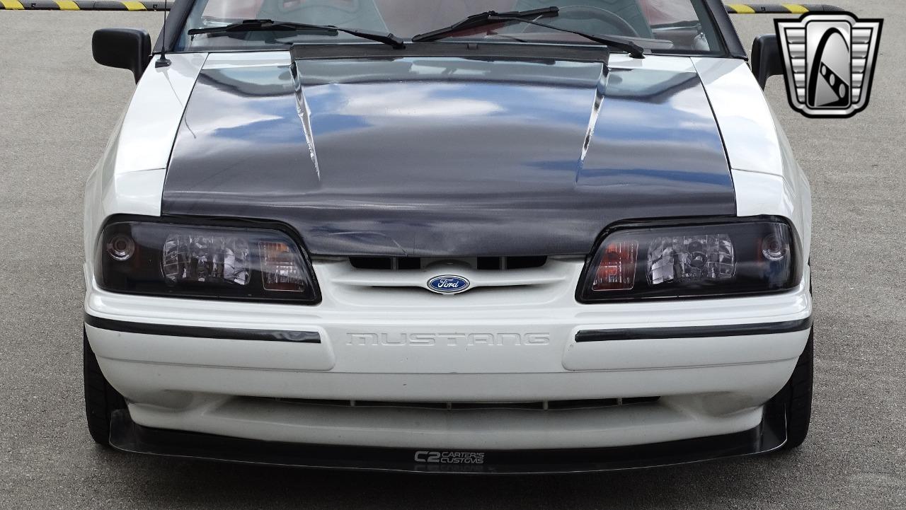 1992 Ford Mustang