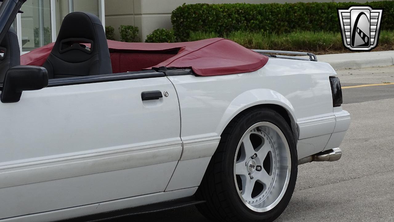 1992 Ford Mustang