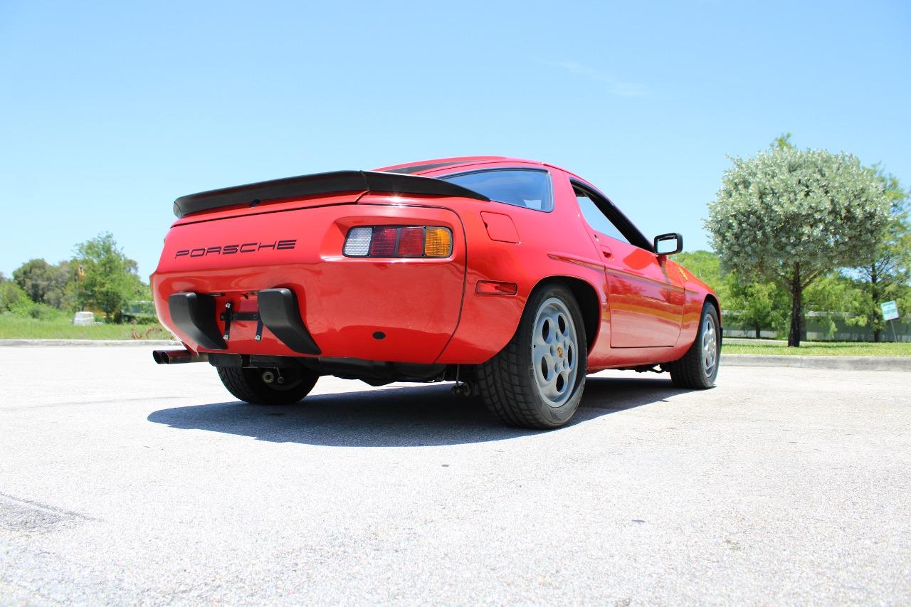 1982 Porsche 928