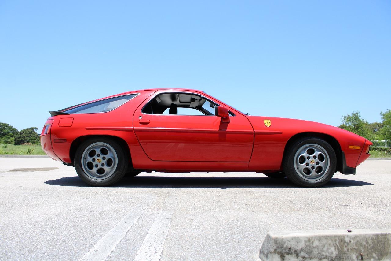 1982 Porsche 928