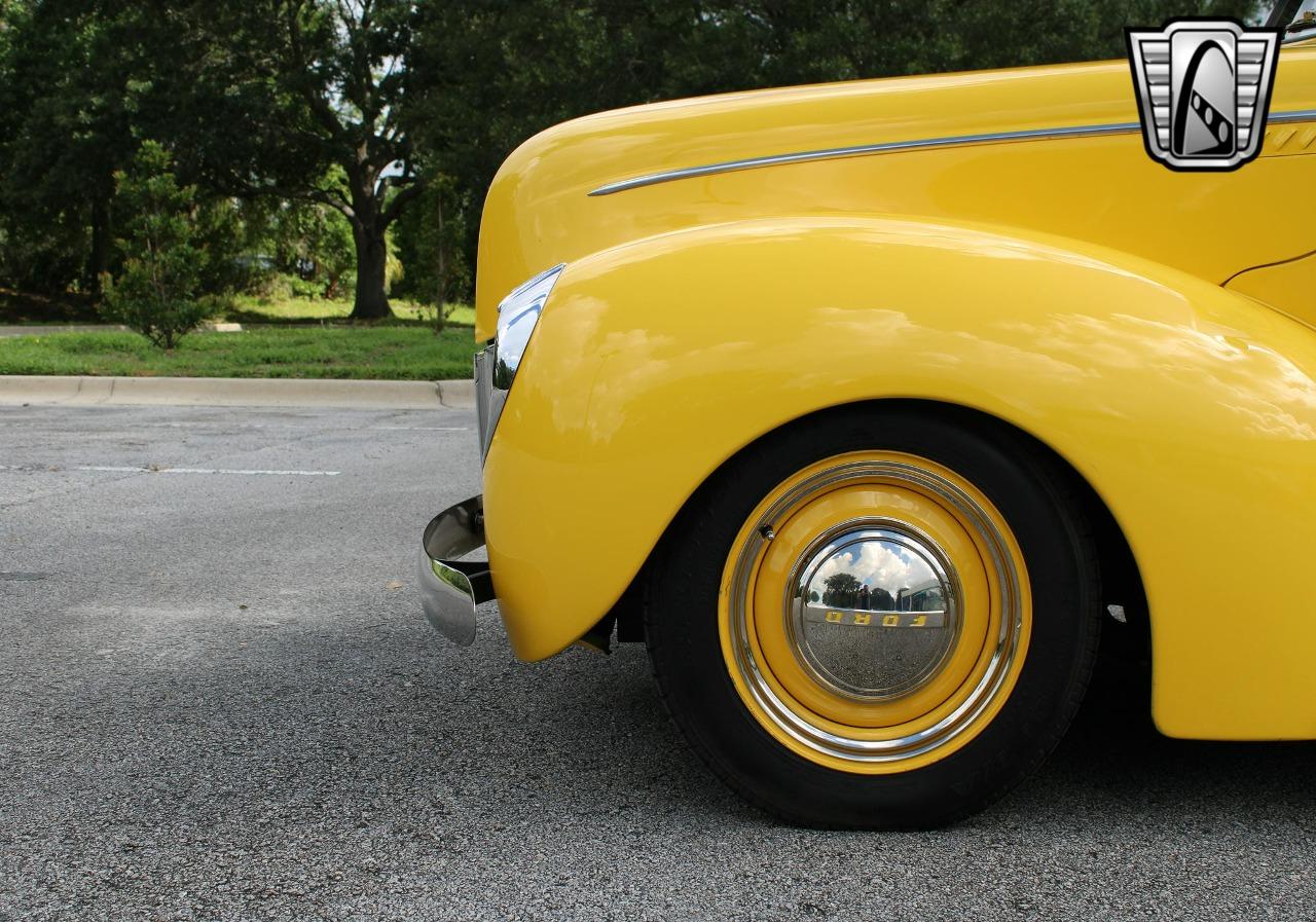 1940 Ford Custom