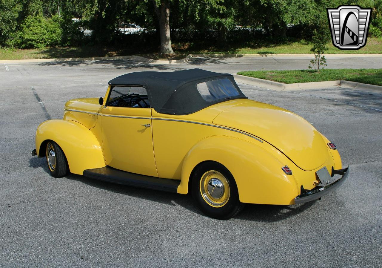 1940 Ford Custom